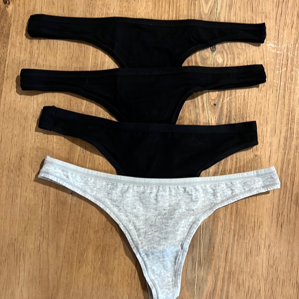 Innersy thong lot of 4